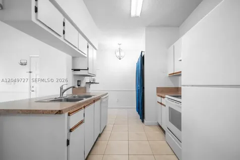 18308 NW 68th Avenue Hialeah FL 33015