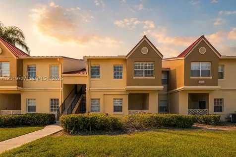 18308 NW 68th Avenue Hialeah FL 33015