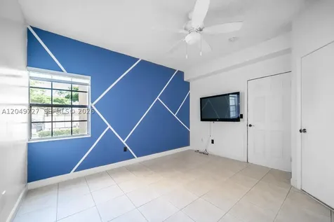 18308 NW 68th Avenue Hialeah FL 33015