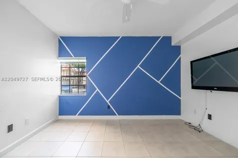 18308 NW 68th Avenue Hialeah FL 33015