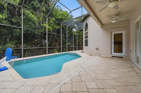 10545 NW 43rd Terrace Doral FL 33178