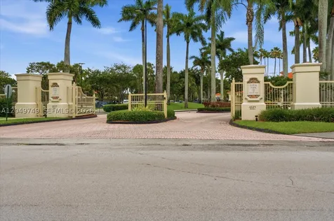 10545 NW 43rd Terrace Doral FL 33178