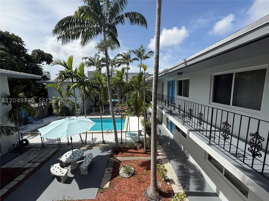7441 SW 59th Place South Miami FL 33143