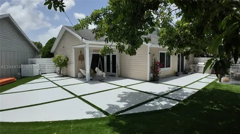 14605 SW 142nd Place Miami FL 33186