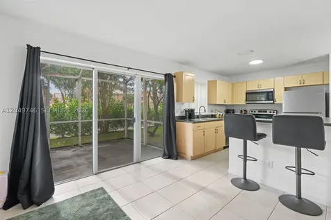2303 SW 87th Terrace Miramar FL 33025