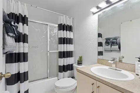 2303 SW 87th Terrace Miramar FL 33025