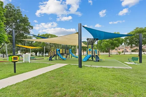 2303 SW 87th Terrace Miramar FL 33025