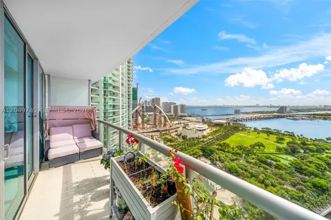 888 Biscayne Boulevard Miami FL 33132
