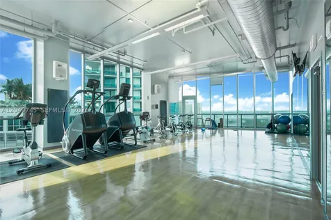 888 Biscayne Boulevard Miami FL 33132