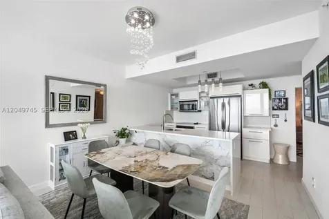 888 Biscayne Boulevard Miami FL 33132