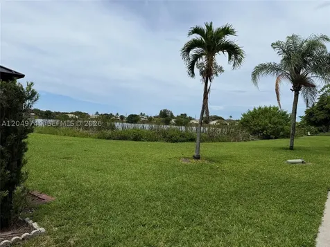 4804 Waterview Circle Palm Springs FL 33461