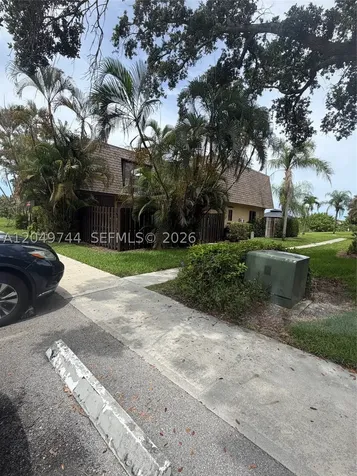 4804 Waterview Circle Palm Springs FL 33461