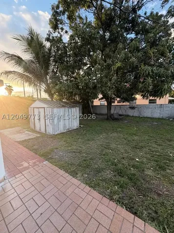 41 E 20th Street Hialeah FL 33010
