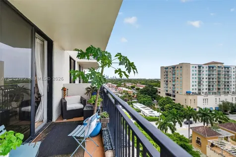 888 Douglas Coral Gables FL 33134