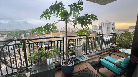 888 Douglas Coral Gables FL 33134
