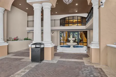 888 Douglas Coral Gables FL 33134