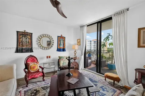 888 Douglas Coral Gables FL 33134