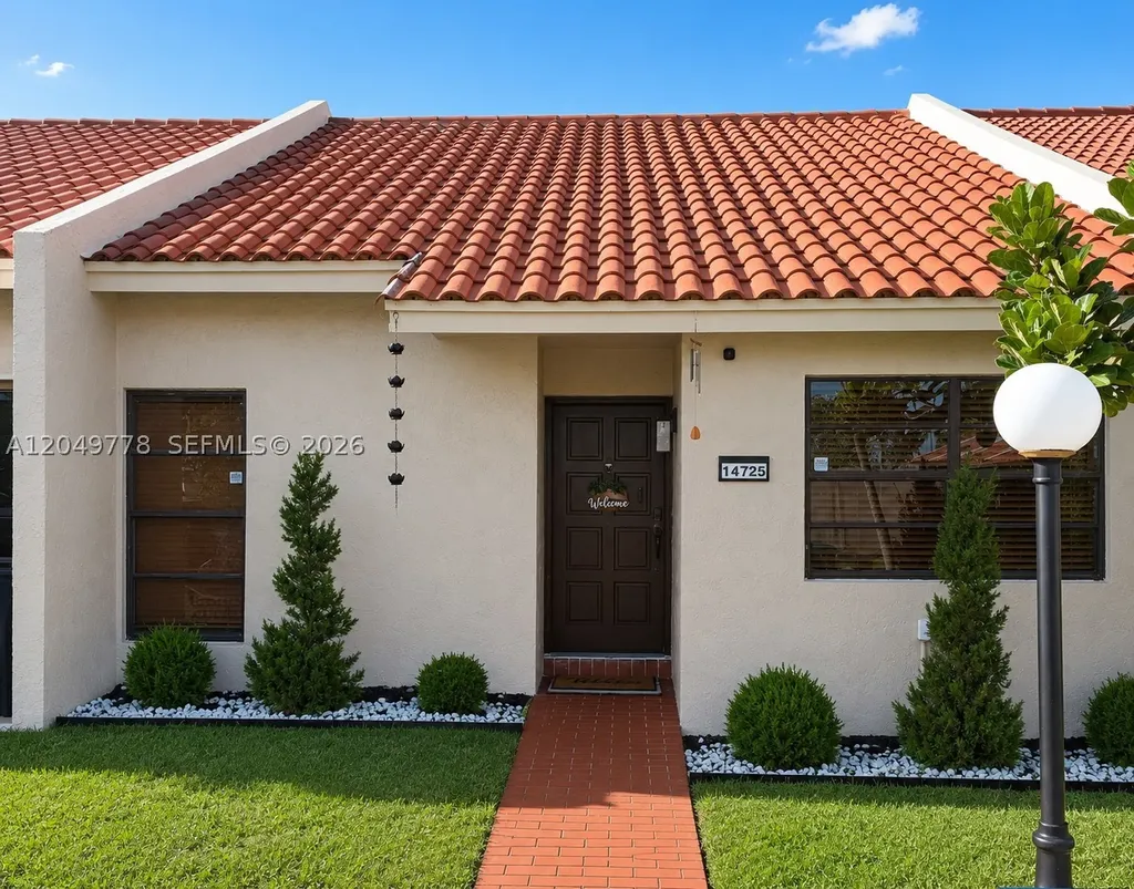 14725 SW 60th Terrace Miami FL 33193
