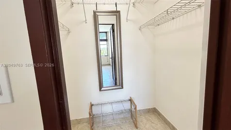 2899 Collins Avenue Miami Beach FL 33140