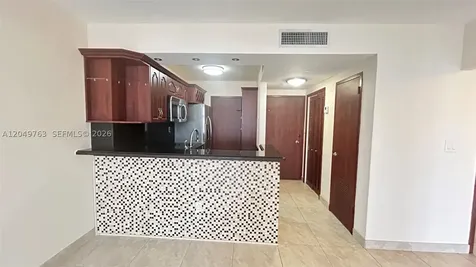 2899 Collins Avenue Miami Beach FL 33140