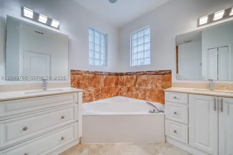 15950 SW 71st Terrace Miami FL 33193