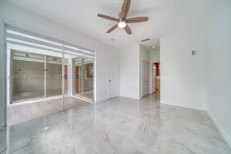 15950 SW 71st Terrace Miami FL 33193