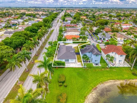 15950 SW 71st Terrace Miami FL 33193