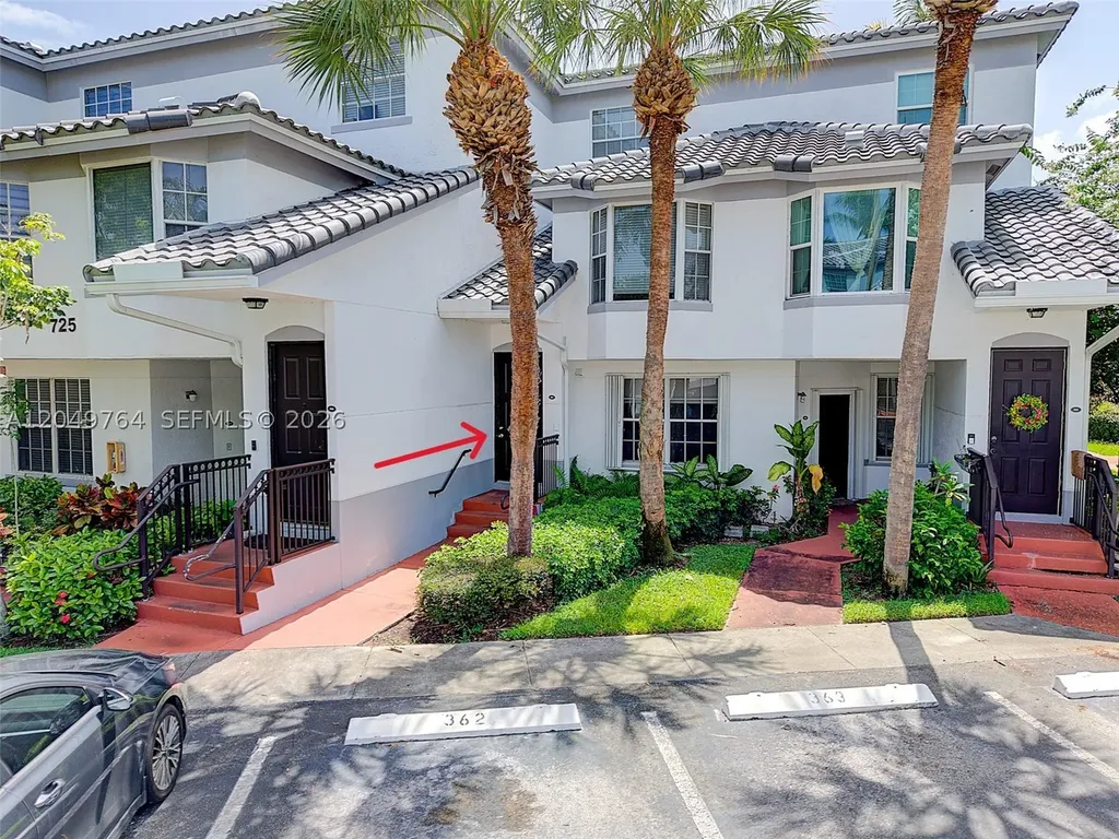 725 SW 148th Avenue Sunrise FL 33325