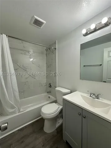 3660 NE 11th Avenue Oakland Park FL 33334
