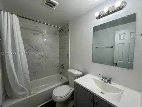3660 NE 11th Avenue Oakland Park FL 33334