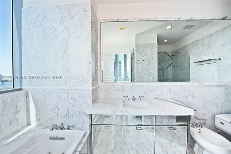 17475 Collins Avenue Sunny Isles Beach FL 33160