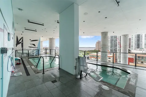 398 NE 5th Street Miami FL 33132