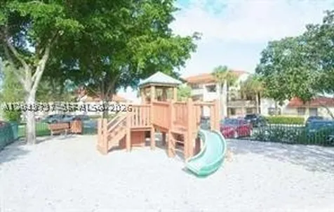 9938 Nob Hill Place Sunrise FL 33351