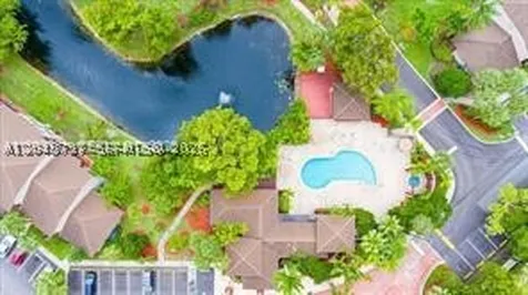9938 Nob Hill Place Sunrise FL 33351