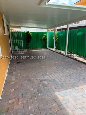 3518 W 80th Street Hialeah FL 33018