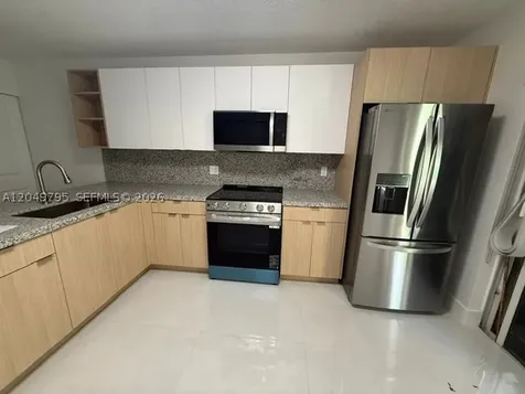 3518 W 80th Street Hialeah FL 33018