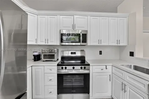 490 NW 102nd Terrace Pembroke Pines FL 33026