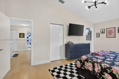 490 NW 102nd Terrace Pembroke Pines FL 33026