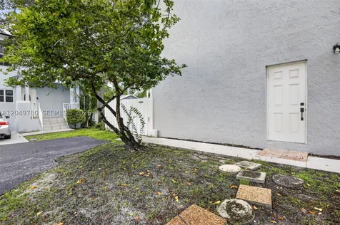 490 NW 102nd Terrace Pembroke Pines FL 33026