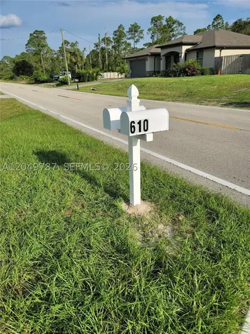 608/610 W 12 Lehigh Acres FL 33972
