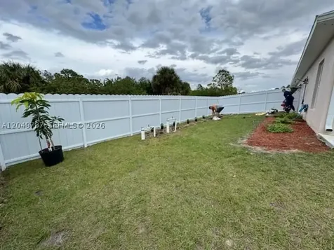 608/610 W 12 Lehigh Acres FL 33972