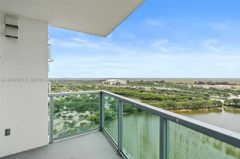 2681 N Flamingo Road Sunrise FL 33323