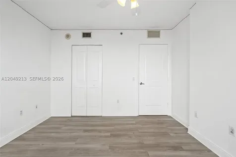 2681 N Flamingo Road Sunrise FL 33323