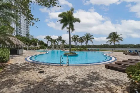 2681 N Flamingo Road Sunrise FL 33323