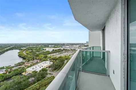 2681 N Flamingo Road Sunrise FL 33323
