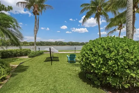 2681 N Flamingo Road Sunrise FL 33323