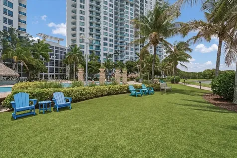 2681 N Flamingo Road Sunrise FL 33323