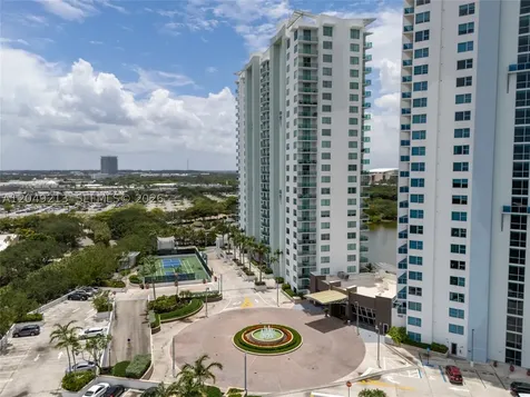 2681 N Flamingo Road Sunrise FL 33323