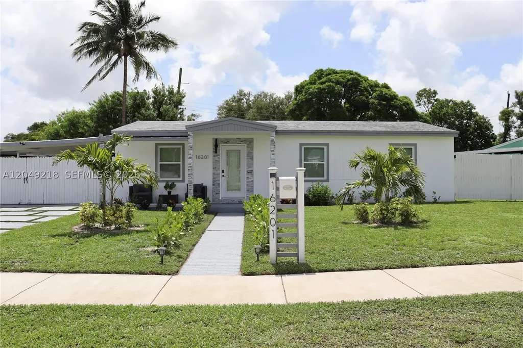 16201 NW 18th Place Miami Gardens FL 33054