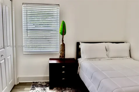 16201 NW 18th Place Miami Gardens FL 33054